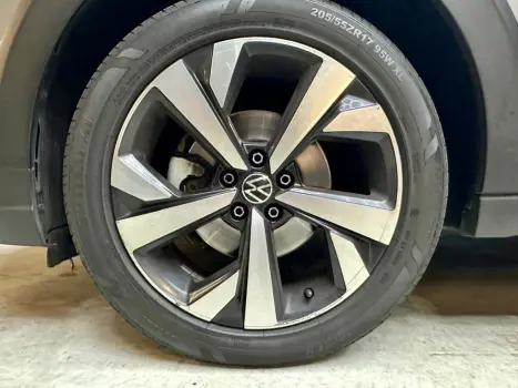 VOLKSWAGEN Nivus 1.0 4P FLEX 200 TSI HIGHLINE TURBO AUTOM�TICO, Foto 6