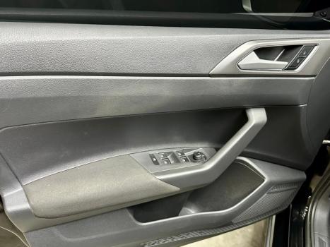 VOLKSWAGEN Nivus 1.0 4P FLEX 200 TSI COMFORTLINE TURBO AUTOMÁTICO, Foto 6