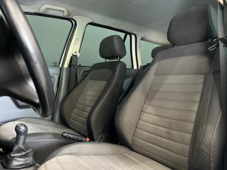 VOLKSWAGEN Parati 1.6 PLUS, Foto 8