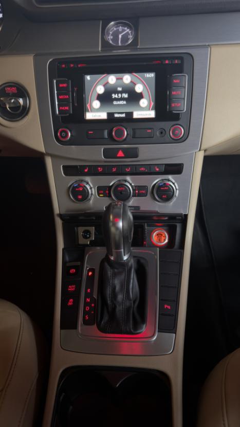 VOLKSWAGEN Passat Variant 2.0 16V FSI COMFORTLINE TURBO AUTOM�TICO, Foto 8