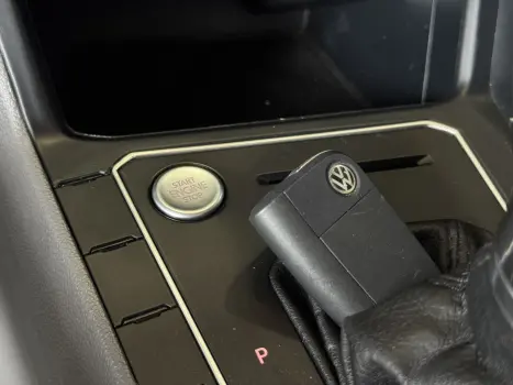 VOLKSWAGEN Polo Hatch 1.0 12V 4P 200 TSI HIGHLINE AUTOM�TICO, Foto 15