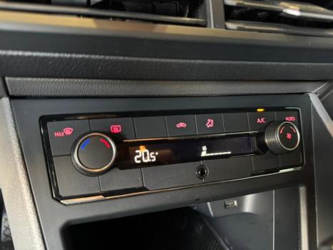 VOLKSWAGEN Polo Hatch 1.0 12V 4P 200 TSI HIGHLINE AUTOM�TICO, Foto 14