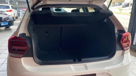 VOLKSWAGEN Polo Hatch 1.0 12V 4P 200 TSI  COMFORTLINE AUTOM�TICO, Foto 10