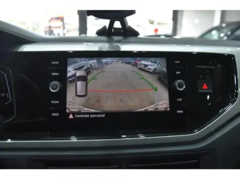 VOLKSWAGEN Polo Hatch 1.0 12V 4P 200 TSI HIGHLINE AUTOM�TICO, Foto 13