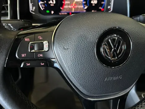 VOLKSWAGEN Polo Hatch 1.0 12V 4P 200 TSI HIGHLINE AUTOM�TICO, Foto 11