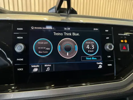 VOLKSWAGEN Polo Hatch 1.0 12V 4P 200 TSI HIGHLINE AUTOM�TICO, Foto 13