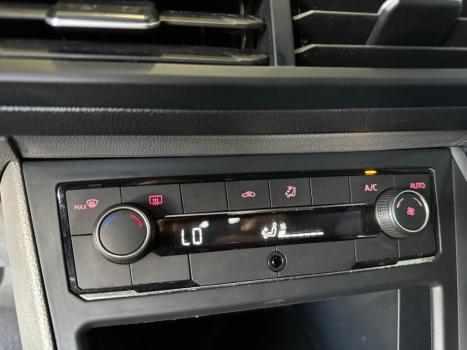 VOLKSWAGEN Polo Hatch 1.0 12V 4P 200 TSI HIGHLINE AUTOM�TICO, Foto 14