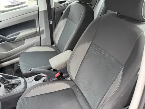 VOLKSWAGEN Polo Hatch 1.0 12V 4P 200 TSI  COMFORTLINE AUTOM�TICO, Foto 11