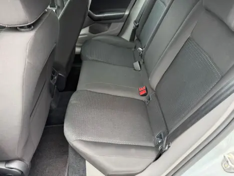 VOLKSWAGEN Polo Hatch 1.0 12V 4P 200 TSI  COMFORTLINE AUTOM�TICO, Foto 12