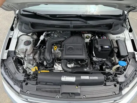 VOLKSWAGEN Polo Hatch 1.0 12V 4P 200 TSI  COMFORTLINE AUTOM�TICO, Foto 13