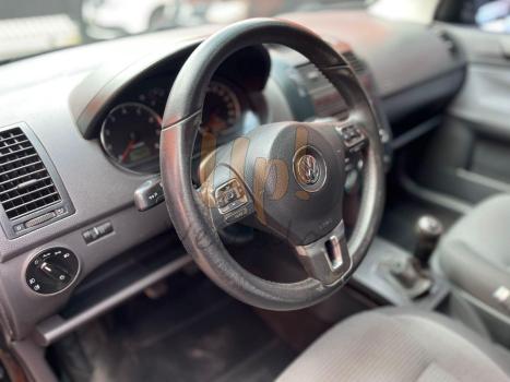 VOLKSWAGEN Polo Sedan 1.6 4P, Foto 8