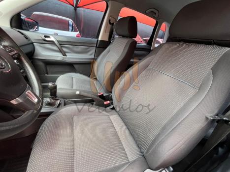 VOLKSWAGEN Polo Sedan 1.6 4P, Foto 13