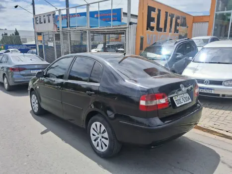 VOLKSWAGEN Polo Sedan 1.6 4P, Foto 6