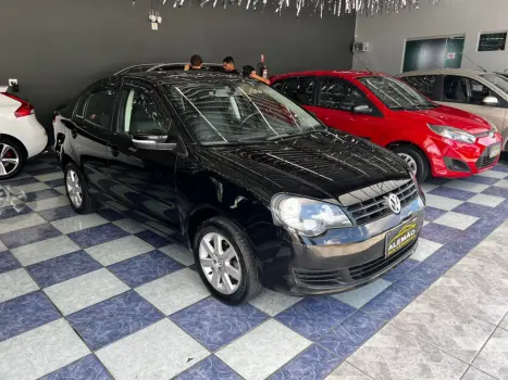 VOLKSWAGEN Polo Sedan 1.6 4P COMFORTLINE FLEX, Foto 3