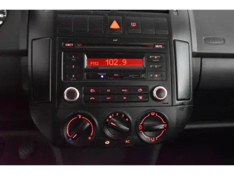 VOLKSWAGEN Polo Sedan 1.6 4P FLEX, Foto 10