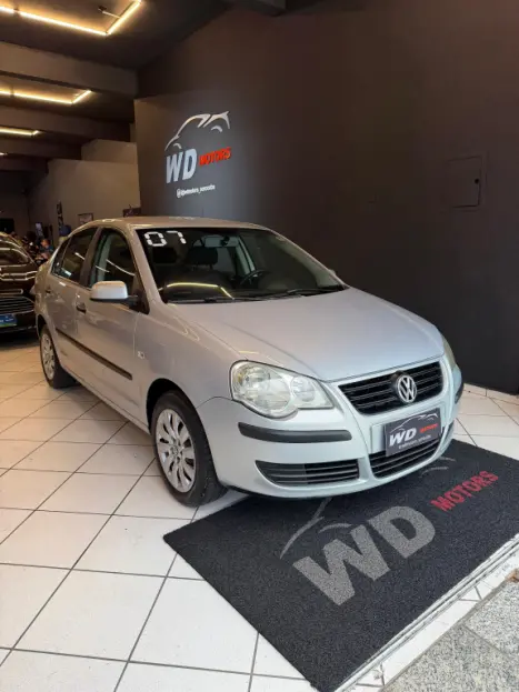 VOLKSWAGEN Polo Sedan 1.6 4P, Foto 1
