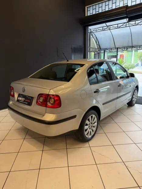 VOLKSWAGEN Polo Sedan 1.6 4P, Foto 5