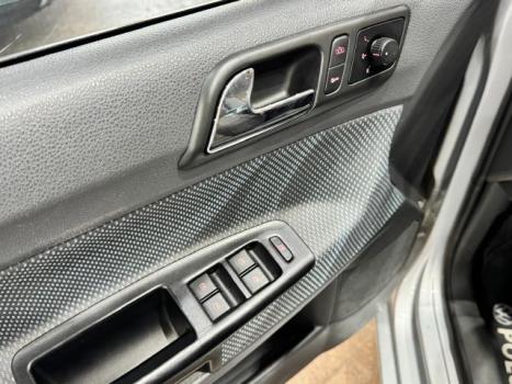 VOLKSWAGEN Polo Sedan 1.6 4P FLEX, Foto 7