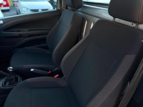 VOLKSWAGEN Saveiro 1.6 G7 ROBUST CABINE DUPLA FLEX, Foto 8