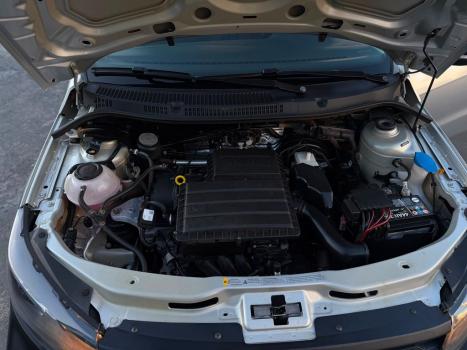 VOLKSWAGEN Saveiro 1.6 G7 ROBUST CABINE DUPLA FLEX, Foto 10
