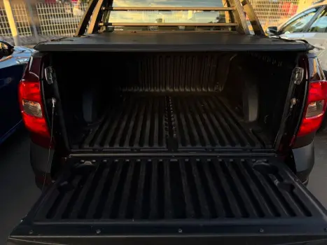 VOLKSWAGEN Saveiro , Foto 14