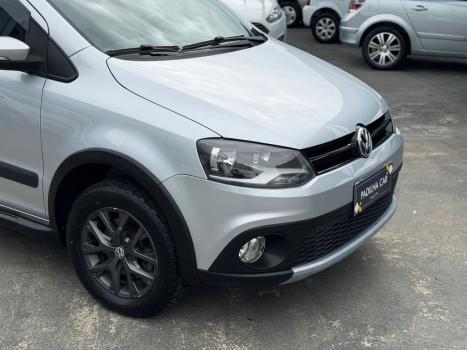 VOLKSWAGEN Space Cross 1.6 4P FLEX, Foto 8