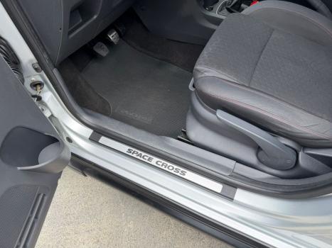 VOLKSWAGEN Space Cross 1.6 4P FLEX, Foto 13