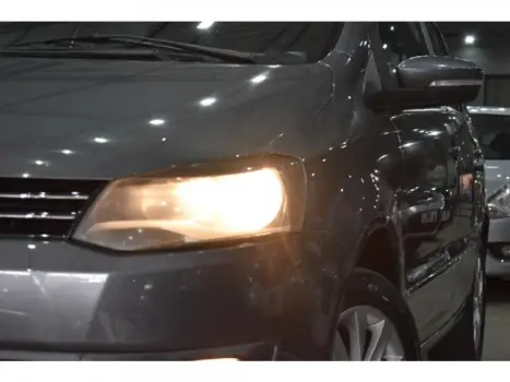 VOLKSWAGEN Space Fox 1.6 4P FLEX SPORTLINE, Foto 2