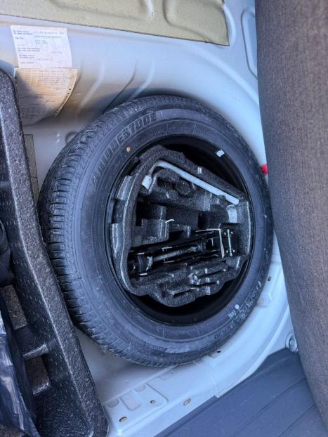 VOLKSWAGEN Space Fox 1.6 4P FLEX HIGHLINE, Foto 5