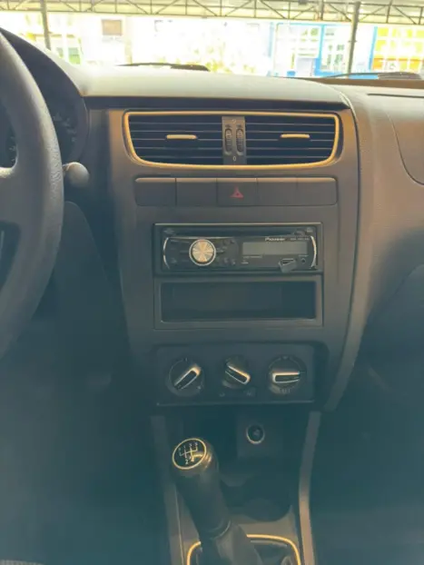VOLKSWAGEN Space Fox 1.6 4P FLEX, Foto 12