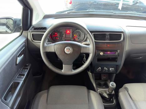 VOLKSWAGEN Space Fox 1.6 4P FLEX I-TREND, Foto 5
