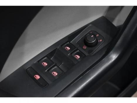 VOLKSWAGEN T-Cross 1.4 4P 250 TSI FLEX HIGHLINE AUTOMTICO, Foto 9