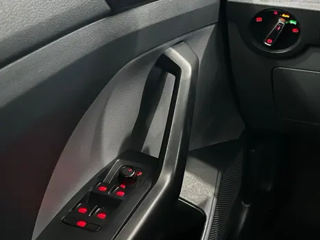 VOLKSWAGEN T-Cross 1.0 4P 200 TSI FLEX COMFORTLINE AUTOM�TICO, Foto 8