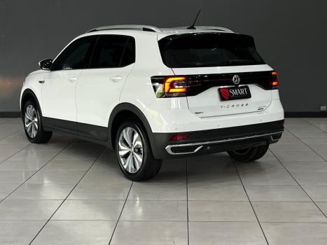 VOLKSWAGEN T-Cross 1.4 4P 250 TSI FLEX HIGHLINE AUTOM�TICO, Foto 13