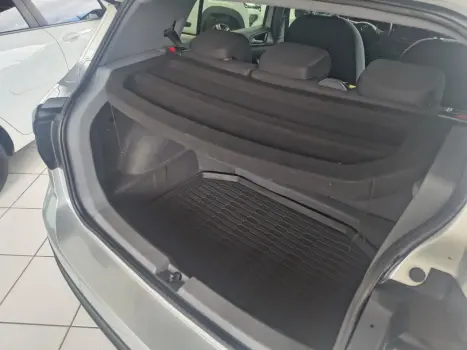 VOLKSWAGEN T-Cross 1.0 4P 200 TSI FLEX SENSE AUTOM�TICO, Foto 9