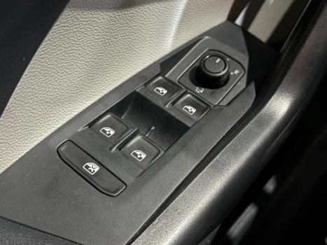 VOLKSWAGEN T-Cross 1.4 4P 250 TSI FLEX HIGHLINE AUTOM�TICO, Foto 16