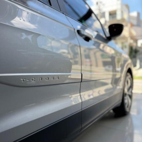 VOLKSWAGEN T-Cross 1.0 4P 200 TSI FLEX, Foto 6