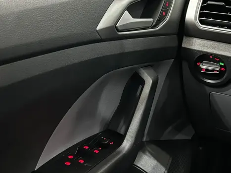 VOLKSWAGEN T-Cross 1.0 4P 200 TSI FLEX AUTOM�TICO, Foto 8