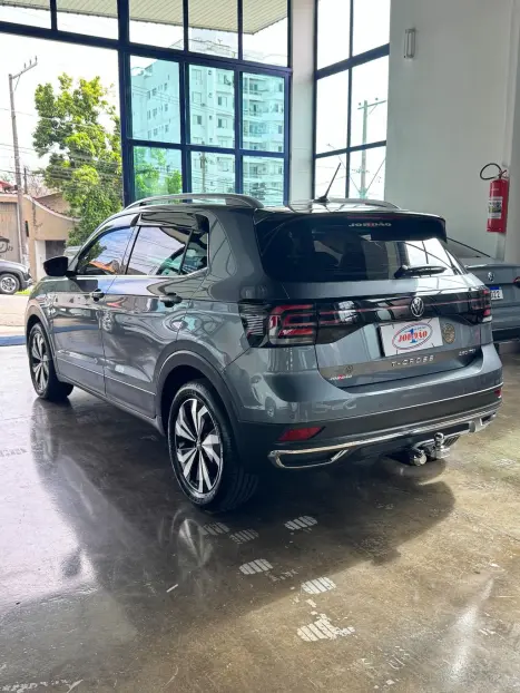 VOLKSWAGEN T-Cross 1.4 4P 250 TSI FLEX HIGHLINE AUTOM�TICO, Foto 4