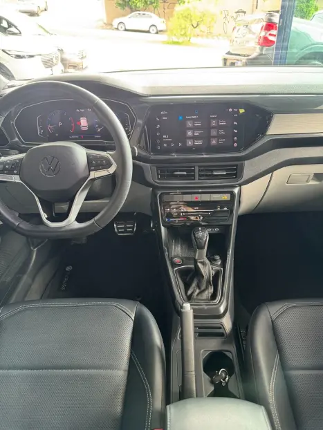 VOLKSWAGEN T-Cross 1.4 4P 250 TSI FLEX HIGHLINE AUTOM�TICO, Foto 8