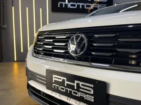 VOLKSWAGEN T-Cross 1.4 4P 250 TSI FLEX HIGHLINE AUTOM�TICO, Foto 2