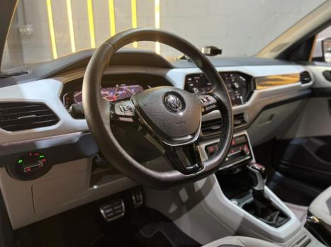 VOLKSWAGEN T-Cross 1.4 4P 250 TSI FLEX HIGHLINE AUTOM�TICO, Foto 4