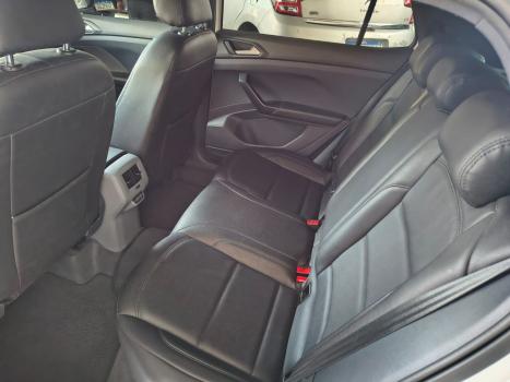 VOLKSWAGEN T-Cross 1.0 4P 200 TSI FLEX COMFORTLINE AUTOM�TICO, Foto 17