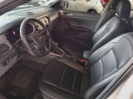VOLKSWAGEN T-Cross 1.0 4P 200 TSI FLEX COMFORTLINE AUTOM�TICO, Foto 19