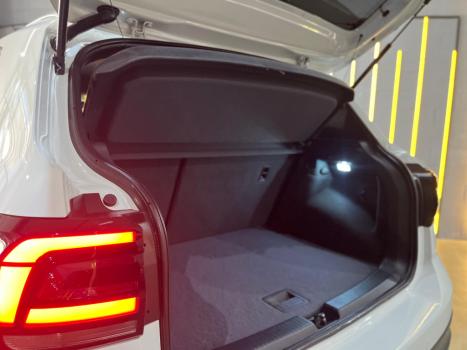 VOLKSWAGEN T-Cross 1.4 4P 250 TSI FLEX HIGHLINE AUTOM�TICO, Foto 7