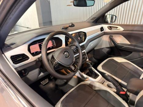 VOLKSWAGEN T-Cross 1.4 4P 250 TSI FLEX HIGHLINE AUTOM�TICO, Foto 7
