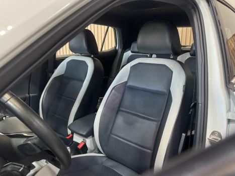 VOLKSWAGEN T-Cross 1.4 4P 250 TSI FLEX HIGHLINE AUTOM�TICO, Foto 6