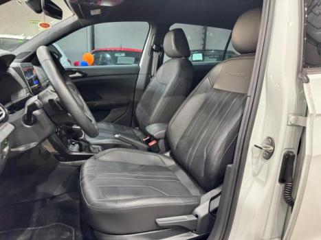 VOLKSWAGEN T-Cross 1.4 4P 250 TSI FLEX HIGHLINE AUTOM�TICO, Foto 4