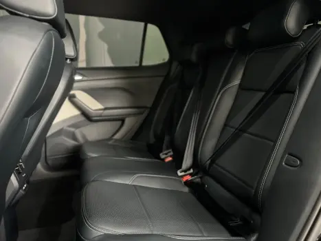 VOLKSWAGEN T-Cross 1.4 4P 250 TSI FLEX HIGHLINE AUTOM�TICO, Foto 10