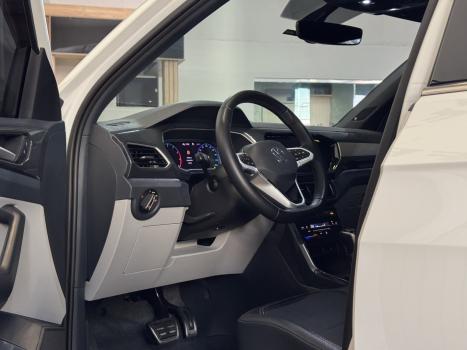 VOLKSWAGEN T-Cross 1.4 4P 250 TSI FLEX HIGHLINE AUTOM�TICO, Foto 5